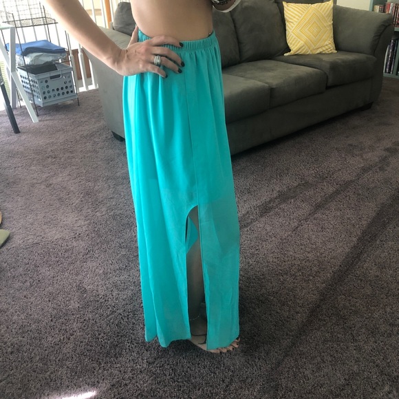 Soprano Mint Chiffon Skirt - Picture 4 of 5